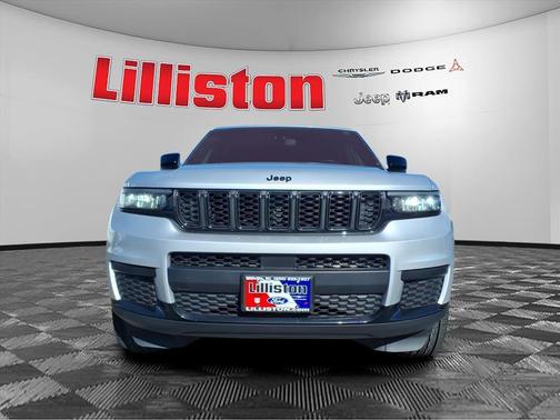 2022 Jeep Grand Cherokee L Laredo