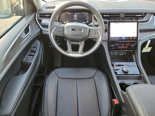 Diamond Black 2023 Jeep Grand Cherokee 4xe Base