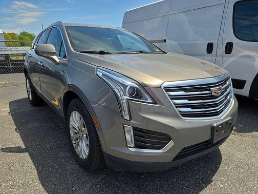 Bronze Dune Metallic 2018 Cadillac XT5 Base
