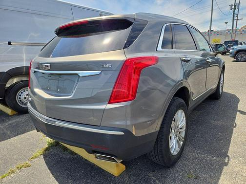 Bronze Dune Metallic 2018 Cadillac XT5 Base
