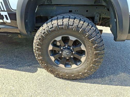 Bright White Clearcoat 2017 RAM 2500 Power Wagon