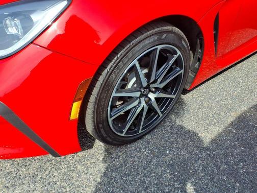 Red Clearcoat Metallic 2022 Toyota GR86 Base