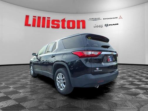 2021 Chevrolet Traverse LT Cloth