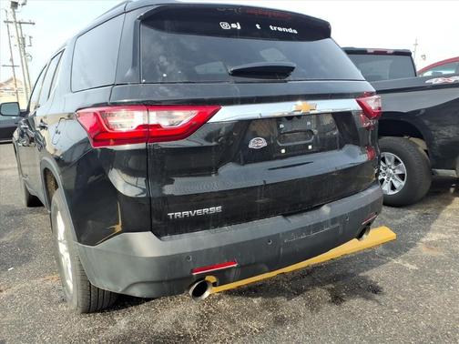2021 Chevrolet Traverse LT Cloth