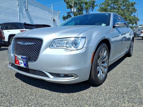 2021 Chrysler 300 Touring