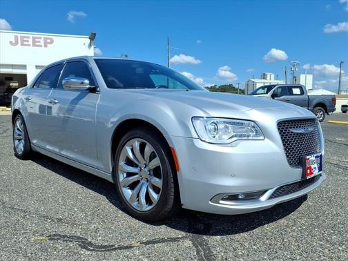 2021 Chrysler 300 Touring