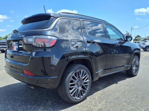 2022 Jeep Compass Altitude