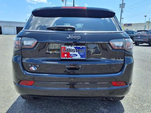 2022 Jeep Compass Altitude