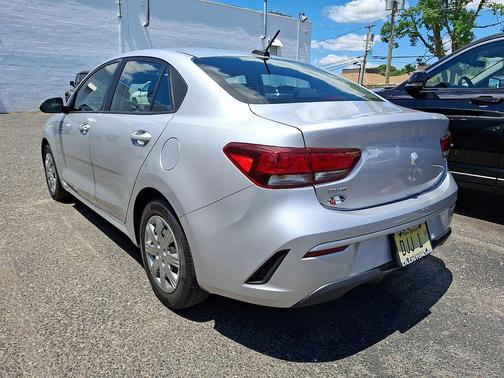Silky Silver 2022 Kia Rio LX