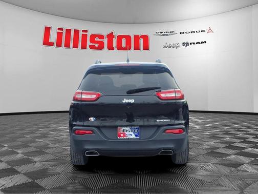 2017 Jeep Cherokee Sport