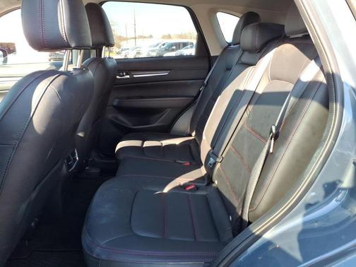 2025 Mazda CX-5 Carbon Edition