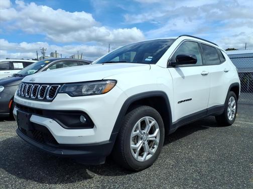 2024 Jeep Compass Latitude