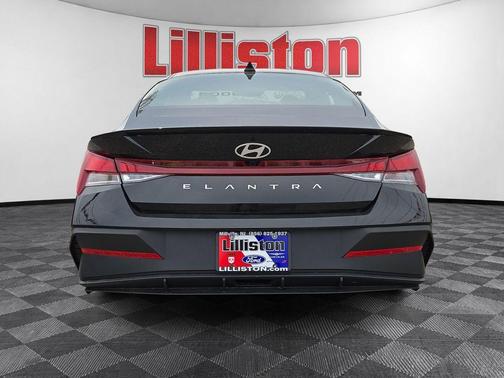Black 2026 Hyundai ELANTRA SEL Sport
