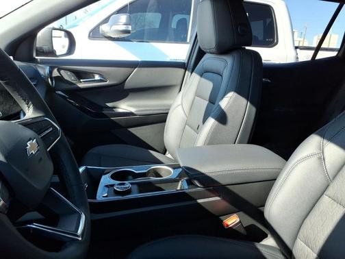 Sterling Gray Metallic 2026 Chevrolet Equinox LT