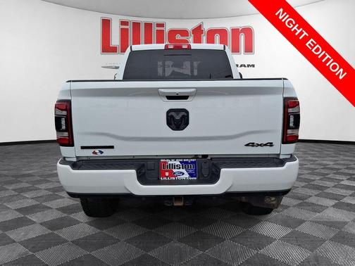 Bright White Clearcoat 2022 RAM 2500 Big Horn