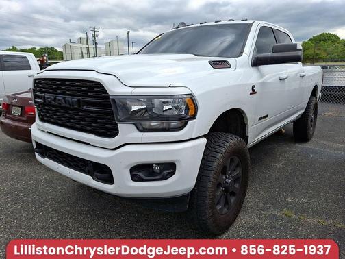 Bright White Clearcoat 2022 RAM 2500 Big Horn