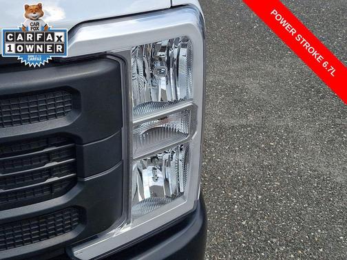 Oxford White 2026 Ford F-250 XL