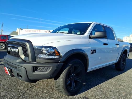 2024 RAM 1500 Classic SLT