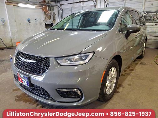Ceramic Gray Clearcoat 2023 Chrysler Pacifica Touring-L