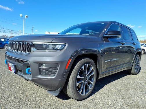 2022 Jeep Grand Cherokee 4xe Overland