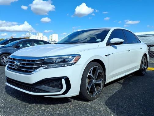 2020 Volkswagen Passat 2.0T R-Line