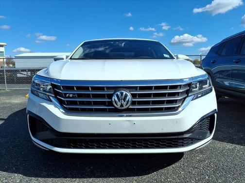2020 Volkswagen Passat 2.0T R-Line