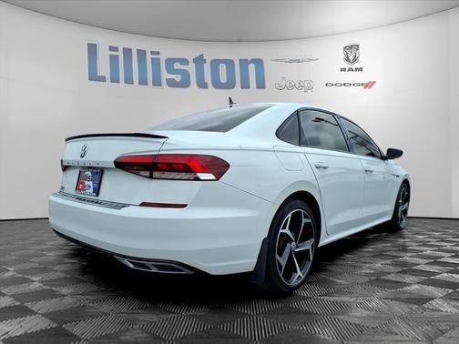 2020 Volkswagen Passat 2.0T R-Line