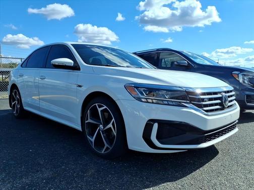 2020 Volkswagen Passat 2.0T R-Line