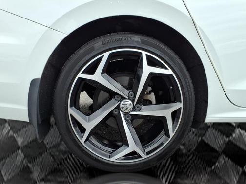 2020 Volkswagen Passat 2.0T R-Line