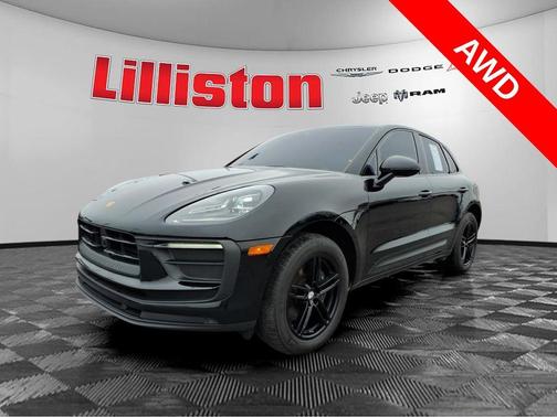 2023 Porsche Macan T
