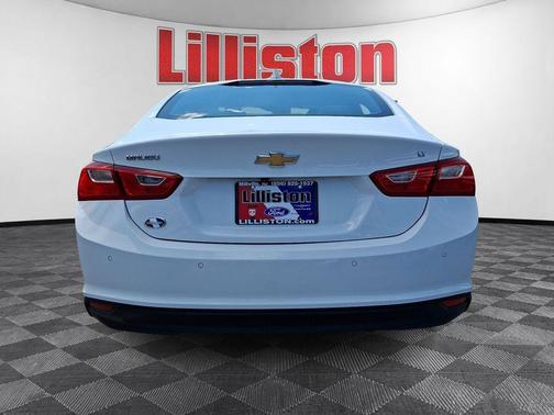 Summit White 2024 Chevrolet Malibu LT