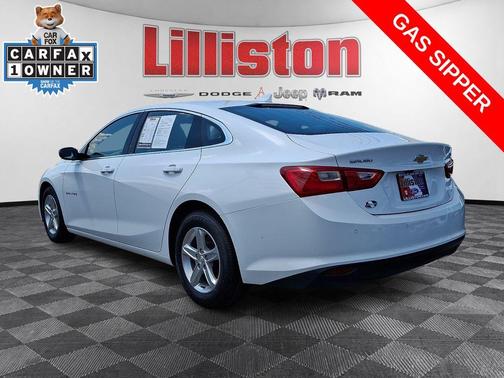 Summit White 2024 Chevrolet Malibu LT
