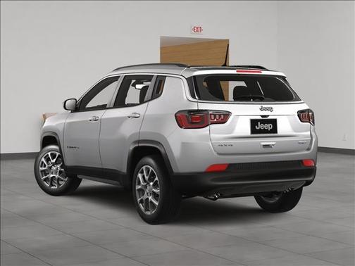 2024 Jeep Compass Latitude Lux