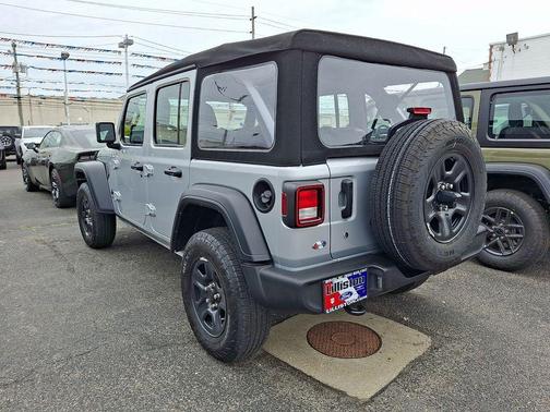 Silver Zynith Clearcoat 2024 Jeep Wrangler Sport