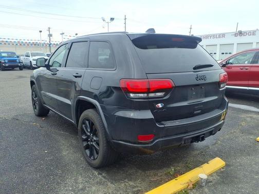 2022 Jeep Grand Cherokee WK Laredo