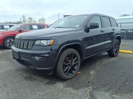 2022 Jeep Grand Cherokee WK Laredo