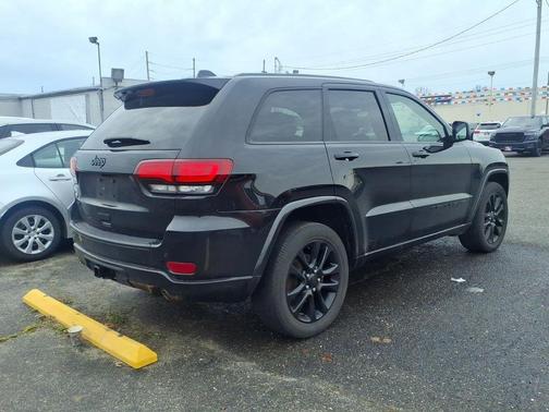 2022 Jeep Grand Cherokee WK Laredo