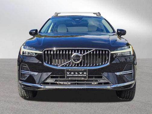2023 Volvo XC60 Recharge Plug-In Hybrid Plus Bright