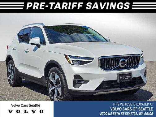 2024 Volvo XC40 B5 Plus Bright