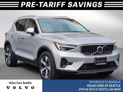 2024 Volvo XC40 B5 Plus Bright