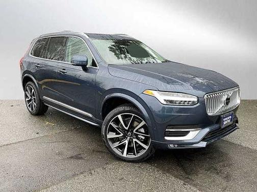 2023 Volvo XC90 Plus