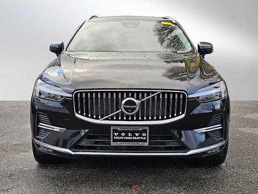 2023 Volvo XC60 Plus
