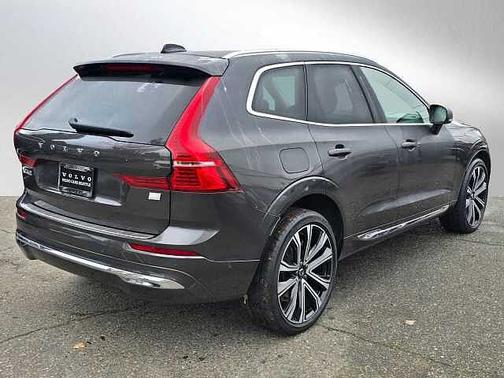 2023 Volvo XC60 Ultimate Bright