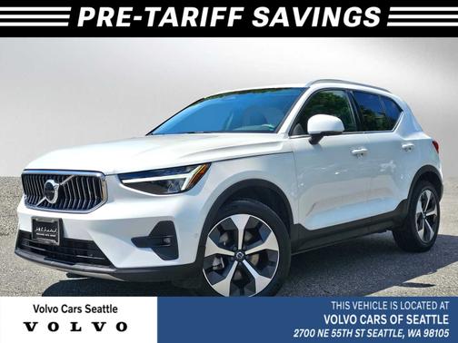 2024 Volvo XC40 B5 Plus Bright