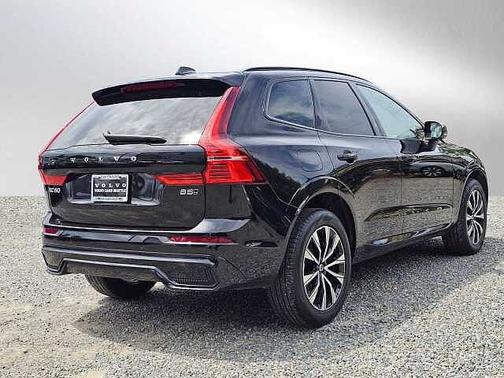 Onyx Black 2025 Volvo XC60 Plus