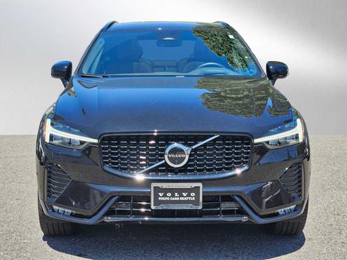 2024 Volvo XC60 B5 Ultimate Dark