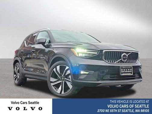 2023 Volvo XC40 B5 AWD Ultimate Bright