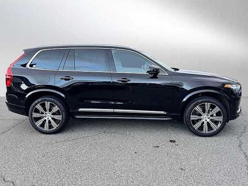 2025 Volvo XC90 Plus