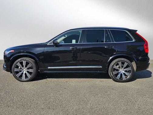 2022 Volvo XC90 T6 AWD Inscription 6 Seater