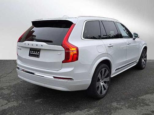 2024 Volvo XC90 Plus